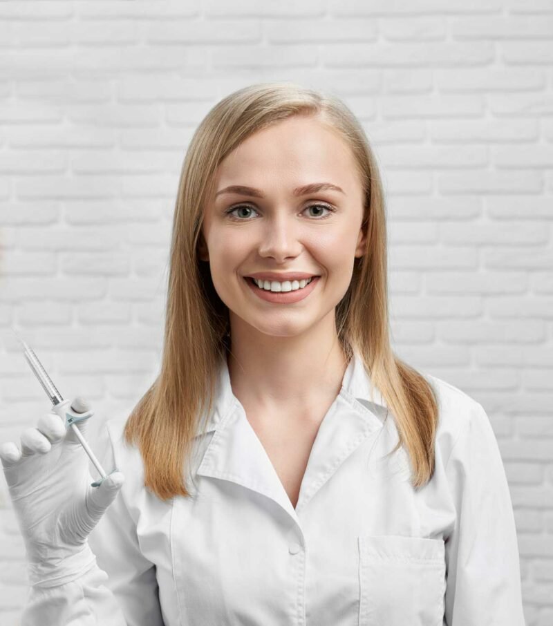 Dra. Letícia Menezes